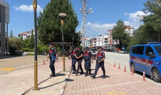 Burdur&rsquo;da uyuşturucu partisi cezaevinde bitti
