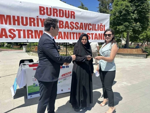Burdur&rsquo;da Uzlaştırma Haftası&rsquo;nda vatandaşlara bilgilendirme standı
