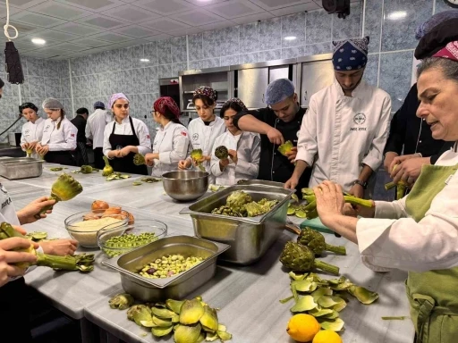 Burhaniye&rsquo;de Gastronomide zeytinyağı deneyimi ger&ccedil;ekleştirildi
