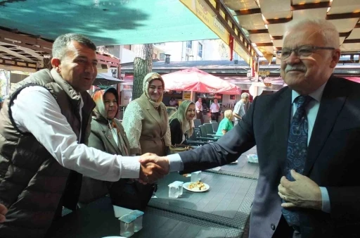 Burhaniye&rsquo;de resmi bayramlaşma t&ouml;reni
