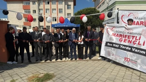 Burhaniye&rsquo;de Teknoloji Tasarım ve G&ouml;rsel Sanatlar Sergisi a&ccedil;ıldı
