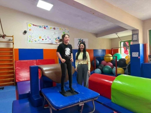 Burhaniye İl&ccedil;e Spor M&uuml;d&uuml;rl&uuml;ğ&uuml;nde anlamlı etkinlik

