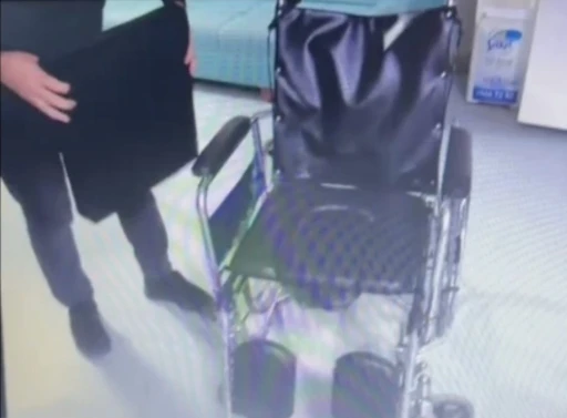 Bursa Adliyesinde 2 kişinin &ouml;ld&uuml;ğ&uuml;, 1 uzman &ccedil;avuşun şehit olduğu kanlı saldırının yeni g&ouml;r&uuml;nt&uuml;leri ortaya &ccedil;ıktı
