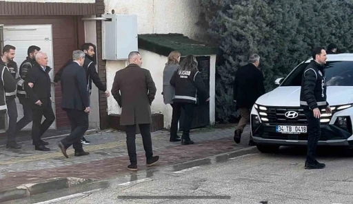 Bursa B&uuml;y&uuml;kşehir Belediye Başkanı Bozbey g&ouml;zaltına alındı
