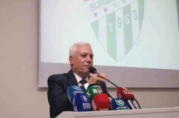 Bursa Büyükşehir Belediye Başkanı Mustafa Bozbey: “Bursaspor için sistem oluşturmalıyız”
