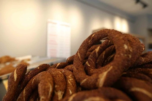 Bursa’da 100 gram simit 25 lira oldu
