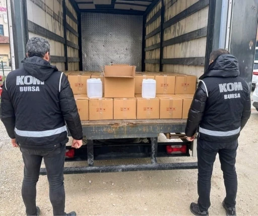 Bursa&rsquo;da 1000 litre sahte alkol ele ge&ccedil;irildi
