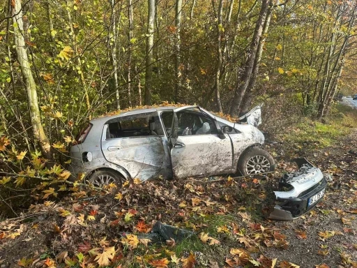 Bursa’da 50 metre arayla iki kaza: Aynı aileden 3 kişi yaralandı
