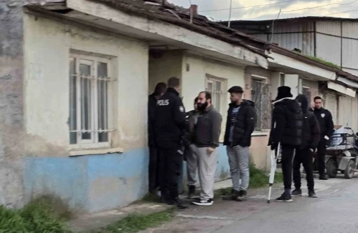 Bursa&rsquo;da 70 yaşındaki adam evinde &ouml;l&uuml; bulundu
