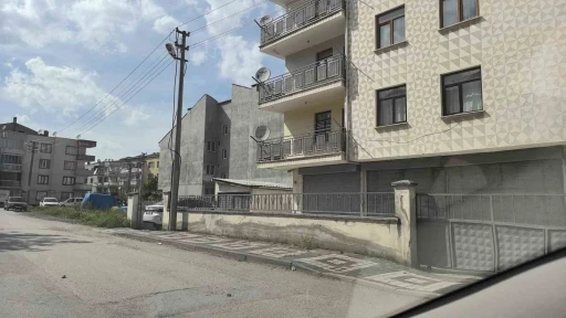 Bursa’da balkondan düşen çocuk yaralandı
