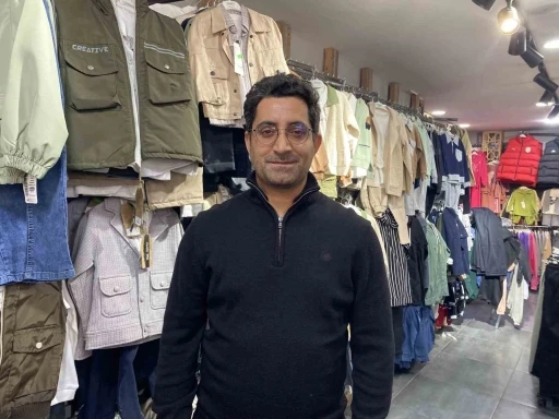 Bursa&rsquo;da bayram yoğunluğunu fırsat bilen 2 kadın 16 bin liralık &uuml;r&uuml;n &ccedil;aldı
