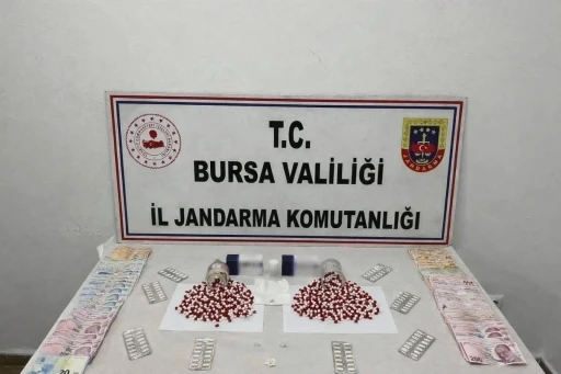 Bursa&rsquo;da bin 39 adet sentetik hap ele ge&ccedil;irildi
