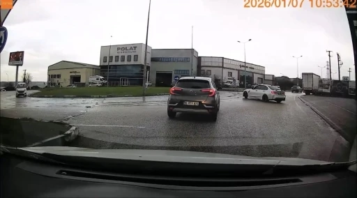 Bursa&rsquo;da cadde ortasında driftin bedeli 58 bin lira oldu
