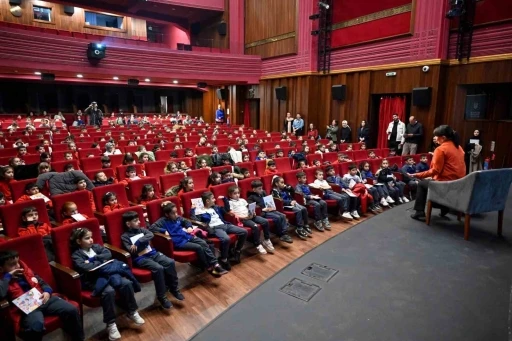 Bursa&rsquo;da &ccedil;ocuklarla edebiyat buluşması
