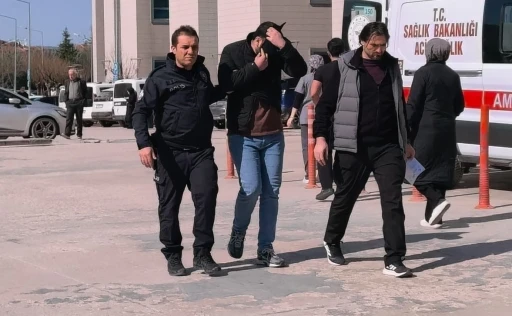Bursa&rsquo;da el freni &ccedil;ekilmeyen ara&ccedil; can aldı: S&uuml;r&uuml;c&uuml; tutuklandı
