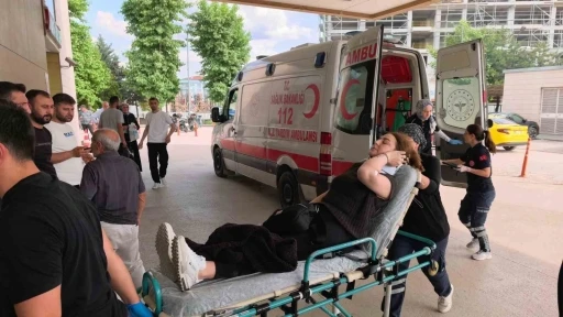 Bursa&rsquo;da feci kaza: 3 yaralı
