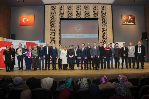 Bursa&rsquo;da g&ouml;n&uuml;l el&ccedil;ileri buluşması
