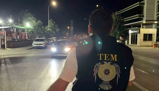 Bursa&rsquo;da iki il&ccedil;e abluka altına alındı: Polis kuş u&ccedil;urtmadı
