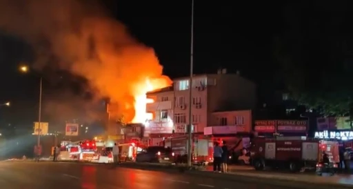 Bursa&rsquo;da iki katlı ev alev topuna d&ouml;nd&uuml;
