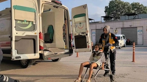 Bursa’da iki otomobil çarpıştı: 1’i ağır 4 yaralı
