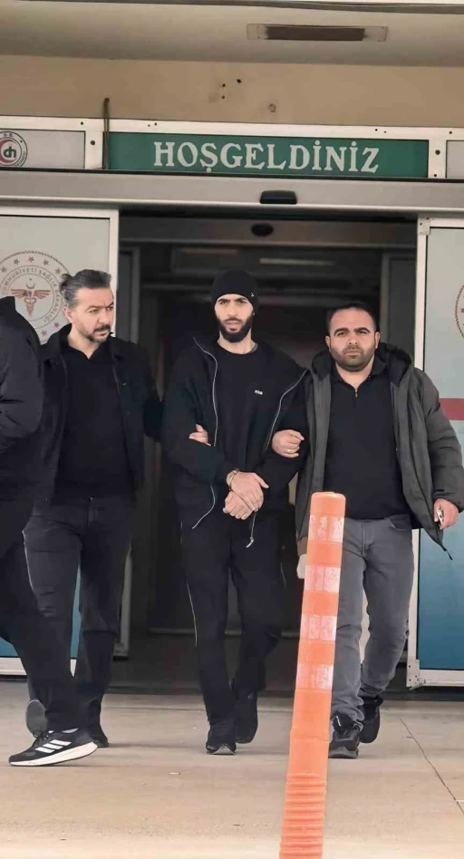 Bursa&rsquo;da kesinleşmiş hapis cezası bulunan şahıs JASAT ekiplerinden ka&ccedil;amadı
