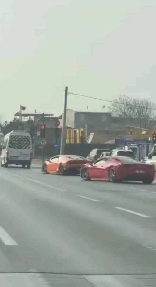Bursa&rsquo;da Lamborghini ve Ferrari s&uuml;r&uuml;c&uuml;lerine 100 bin TL ceza

