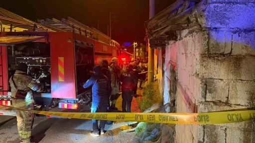 Bursa&rsquo;da m&uuml;stakil ev yangını: 1 &ouml;l&uuml;
