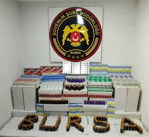 Bursa&rsquo;da ruhsatsız ila&ccedil; operasyonu: Binlerce &uuml;r&uuml;n ele ge&ccedil;irildi
