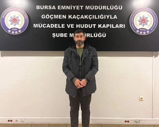 Bursa&rsquo;da sahte avukat g&ouml;&ccedil;menleri dolandırdı, yakalandı tutuklandı
