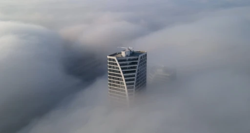 Bursa’da sis şehri yuttu
