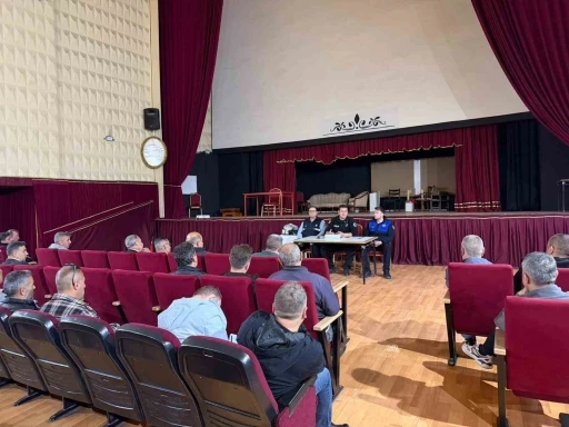 Bursa&rsquo;da Şof&ouml;rler Cemiyeti&rsquo;nden s&uuml;r&uuml;c&uuml;lere trafik eğitimi
