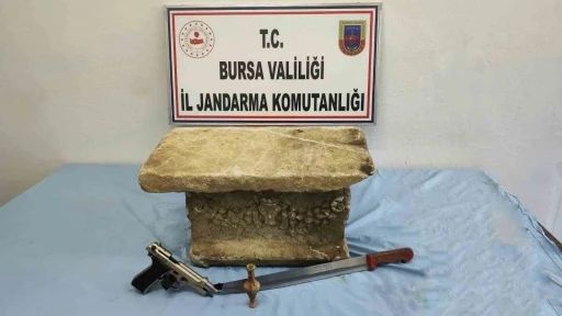 Bursa&rsquo;da tarihi eser ka&ccedil;ak&ccedil;ılığına jandarma engeli
