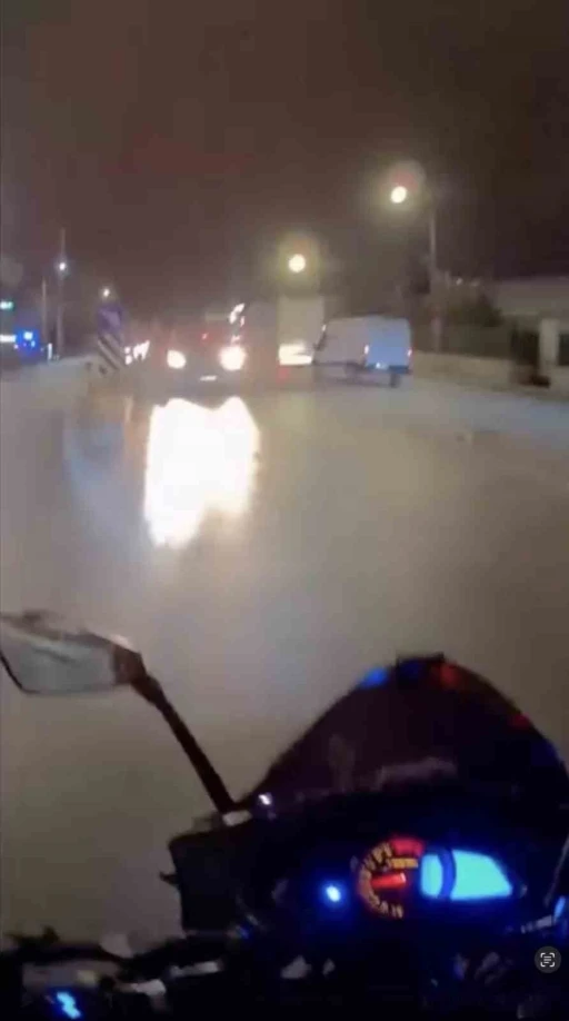 Bursa&rsquo;da ters y&ouml;nden gelen otomobil tehlike oluşturdu
