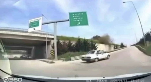 Bursa&rsquo;da ters y&ouml;nden giren s&uuml;r&uuml;c&uuml; kamerada
