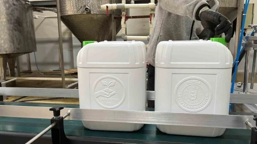 Bursa’da tesisin açılışına özel 10 bin bidon gübre hazırlandı

