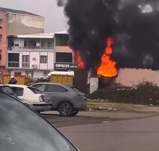 Bursa&rsquo;da trafo yangını korkuttu
