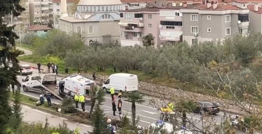 Bursa’da vakayı hastaneye yetiştirmeye çalışan ambulans takla attı
