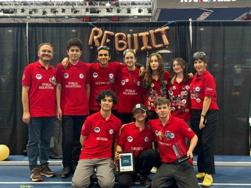 Bursa&rsquo;dan New York&rsquo;a uzanan başarı: FRC&rsquo;de b&uuml;y&uuml;k gurur
