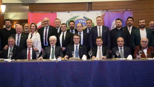 Bursa Fan Clup&rsquo;te bayrak değişimi
