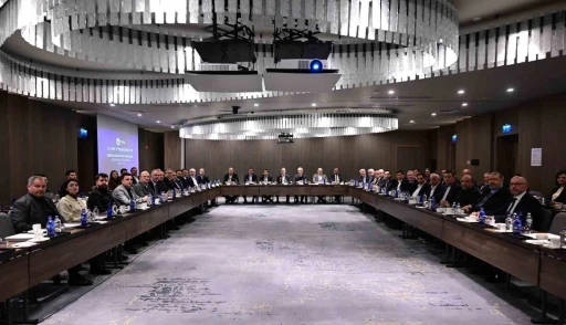 Bursa iş d&uuml;nyası &lsquo;Ortak akıl toplantısında bir araya geldi
