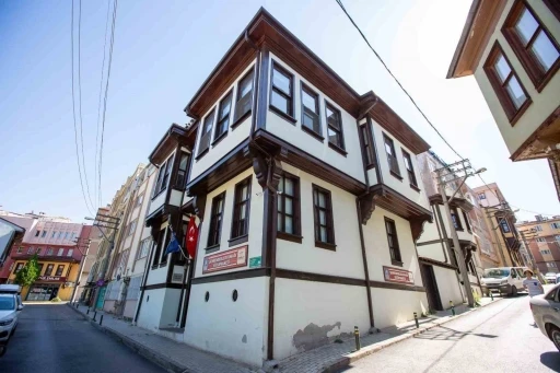 Bursa&rsquo;nın bilgiye a&ccedil;ılan kapılarına yoğun ilgi
