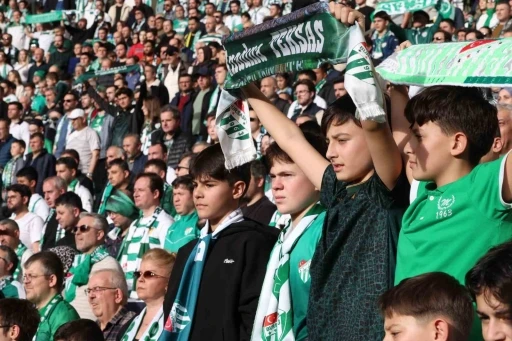 Bursaspor sevgisi Osmangazi&rsquo;de b&uuml;y&uuml;yor
