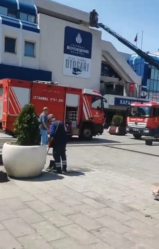 Büyük İstanbul Otogarı’nda yangın paniği
