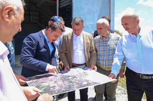 Büyükakın, Cumaköy ve Ovacık’taki altyapı çalışmalarını inceledi

