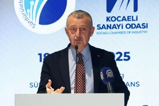 Büyükakın’dan sanayicilere: &quot;Kocaelispor için ayda 1000 dolar verecek 1000 firma yok mu?&quot;
