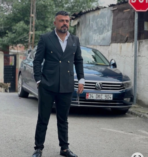 B&uuml;y&uuml;k&ccedil;ekmece&rsquo;de feci kaza: Otomobilin &ccedil;arptığı adam hayatını kaybetti
