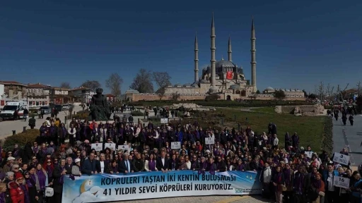B&uuml;y&uuml;k&ccedil;ekmeceli kadınlar geleneksel Ramazan gezisinde Edirne&rsquo;de buluştu
