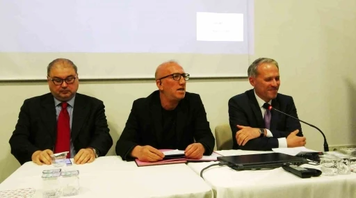 B&uuml;y&uuml;kel&ccedil;i Karag&ouml;l: "İran&rsquo;daki savaş, uluslararası sistemde bir kırılmaya işaret ediyor"

