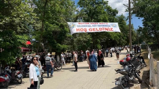 B&uuml;y&uuml;kpaşa k&ouml;y&uuml;nde geleneksel k&ouml;y hayrı d&uuml;zenlendi
