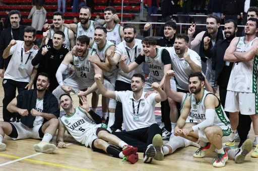 B&uuml;y&uuml;kşehir Basketbol, K&uuml;tahya engelini farkla ge&ccedil;ti
